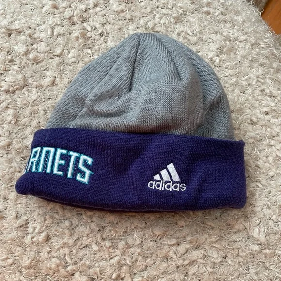 Adidas Charlotte Hornets NBA Knit Hat - Picture 3 of 4